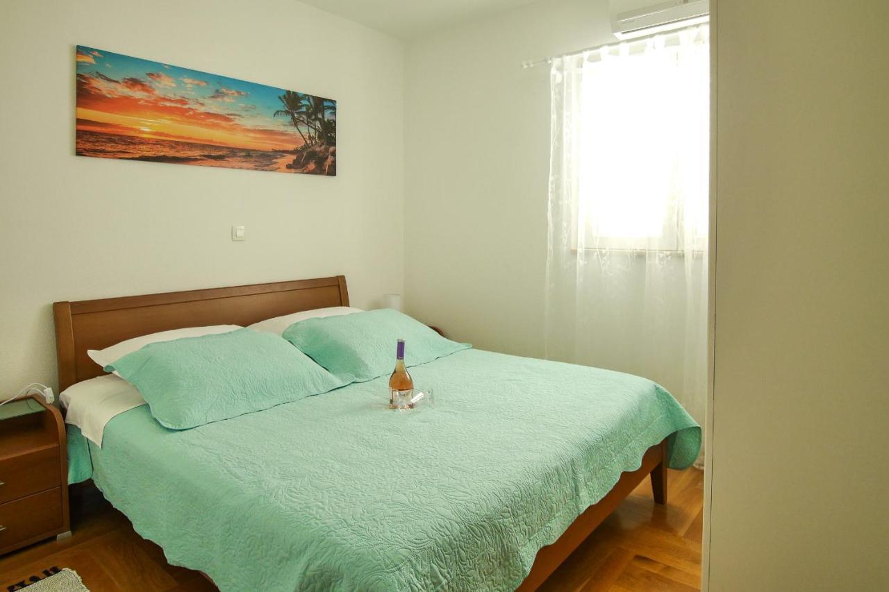 Apartment Ivesic